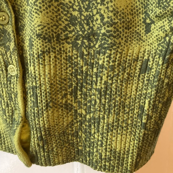 Express Snakeskin print cardigan, size medium - Picture 4 of 9